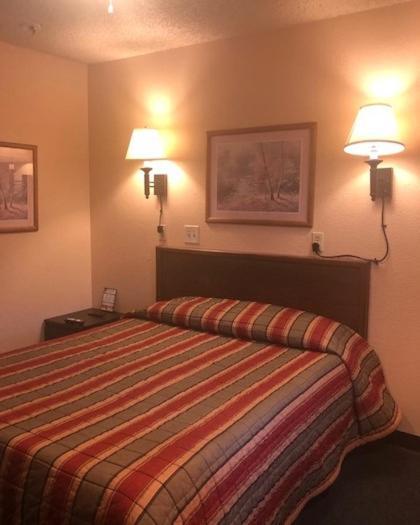 Luxury Inn Cheyenne Bagian luar foto
