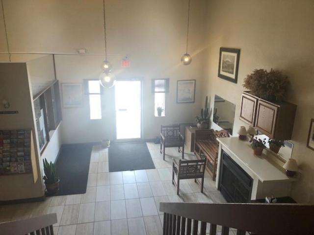 Luxury Inn Cheyenne Bagian luar foto