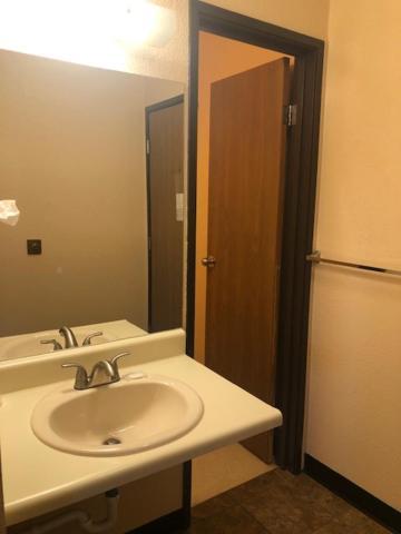 Luxury Inn Cheyenne Bagian luar foto